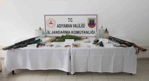 Adıyaman merkezli uyuşturucu operasyonu: 11 gözaltı
