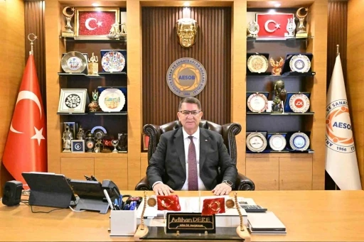 Adlıhan Dere: "Babalarımıza hediye, esnafımıza bereket olsun"
