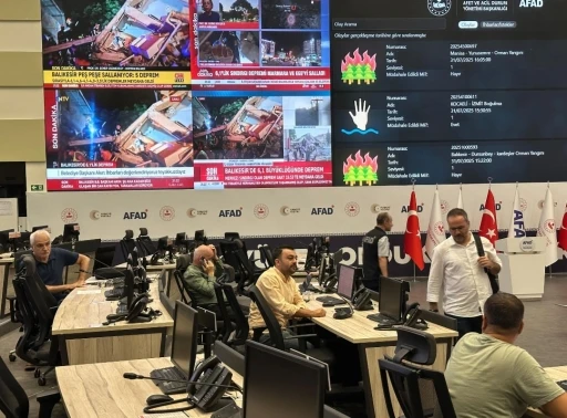 AFAD: &quot;6.1 büyüklüğündeki depremin hemen ardından Türkiye Afet Müdahale Planı devreye alınmıştır&quot;
