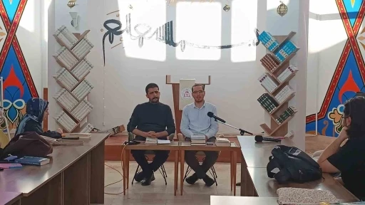 Afyonkarahisar&rsquo;da &lsquo;6 Kitap 6 Konu Tahlil Serisi&rsquo; programı

