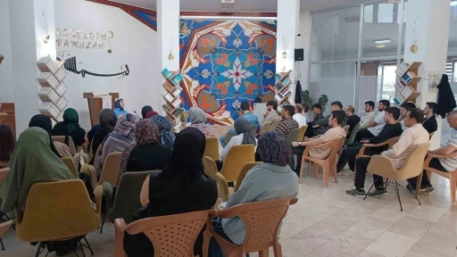 Afyonkarahisar’da medeniyet ve dijital etik konuşuldu
