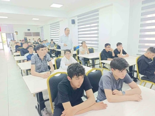 Afyonkarahisar&rsquo;da &lsquo;Teknoloji Bağımlılığı&rsquo; konulu semineri
