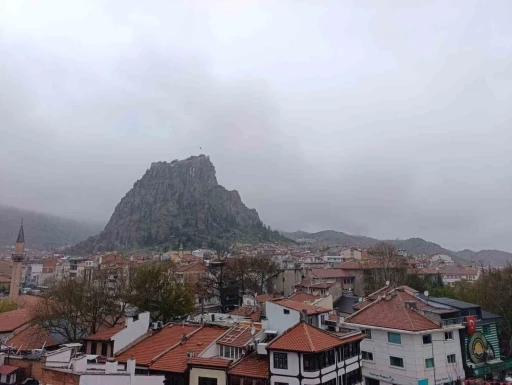 Afyonkarahisar&rsquo;da yağmur etkili oldu
