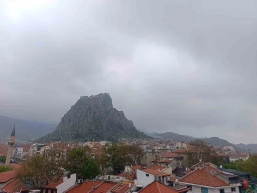 Afyonkarahisar&rsquo;da yağmur yağışı etkili oldu
