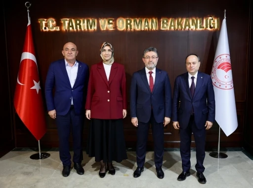 Afyonkarahisar heyetinden Tarım ve Orman Bakanı Yumaklı’ya ziyaret
