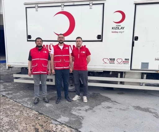 Afyonkarahisar Kızılay ekibi deprem bölgesi için yola çıktı

