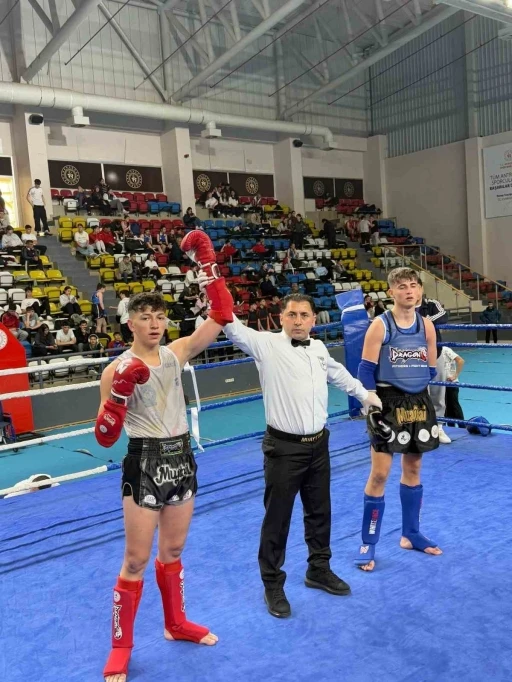 Afyonkarahisar Spor Lisesi öğrencisi Türkiye Şampiyonu oldu
