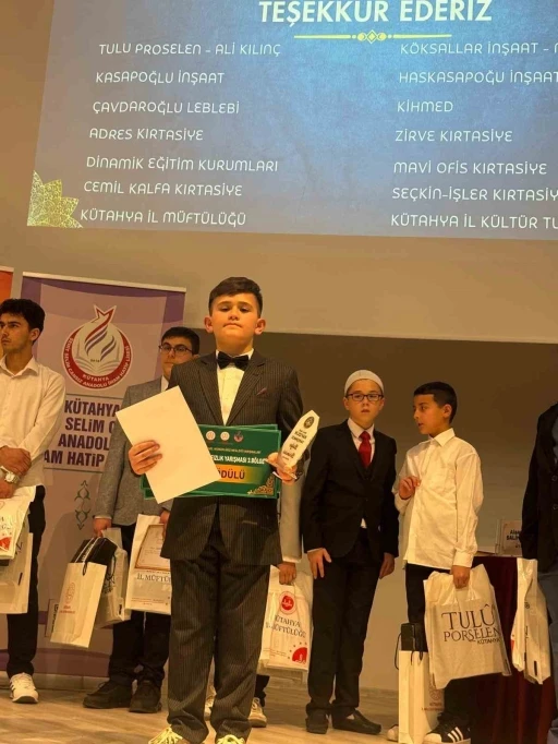 Afyonkarahisarlı 11 yaşındaki hafızlık &ouml;ğrencisi yarışmada birinci oldu
