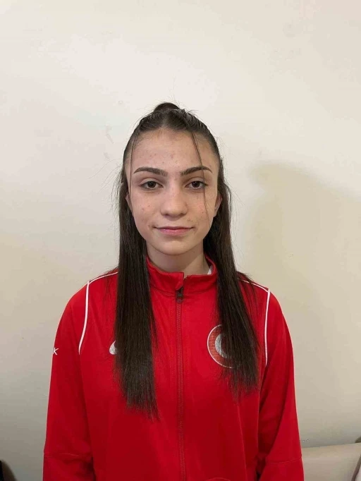 Afyonkarahisarlı genç güreşçiler Avrupa sahnesinde
