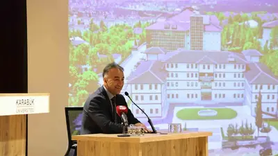 Vali Çağatay, genç iletişimcilerle bir araya geldi