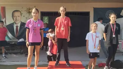 Aydınlı 4 öğrenci atletizmde bölge yarışlarına katılacak