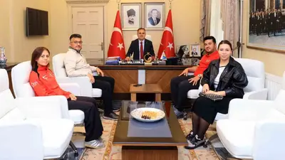 Milli okçulardan Vali Akbıyık’a ziyaret