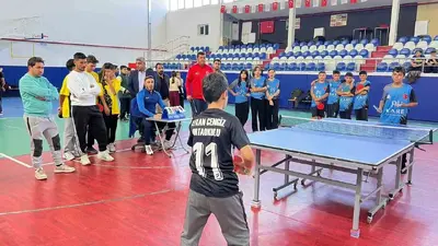 Tomarza’da Cumhuriyet Kupası turnuvası yapıldı