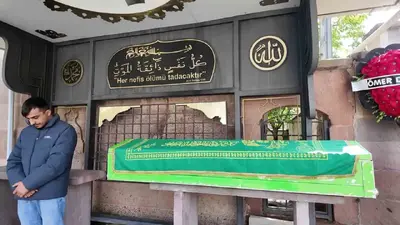 9 ay önce emekli oldu, kalp krizi hayattan kopardı: Ruhi Öğretmen son yolculuğuna uğurlandı