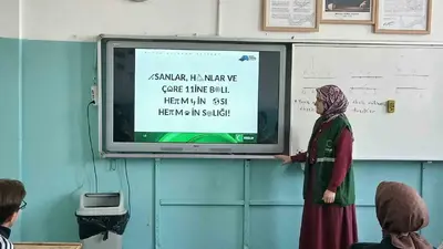 Yeşilay Kars Şubesi’nden öğrencilere sağlıklı yaşam sunumu