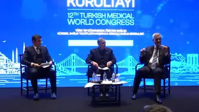 Sağlık Bakanı Memişoğlu 12’nci Türk Tıp Dünyası Kurultayı’nda gençlerle buluştu
