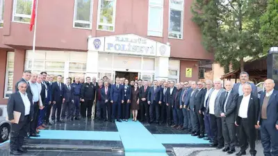 Vali Çağatay, muhtarlarla bir araya geldi