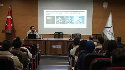 KBÜ’deki konferansta Osmanlı’dan Cumhuriyet’e uzanan süreç değerlendirildi
