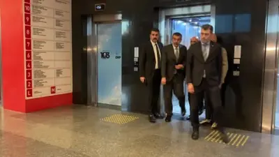 Bakan Tekin: "Genel Başkanımızı kızımın nikahına davet etmek için geldim"