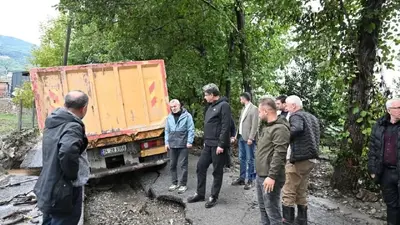 Kartepe’de afetin izlerini silmek için aralıksız mesai