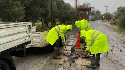Muğla Büyükşehir Belediyesi ekipleri yağmur mesaisinde