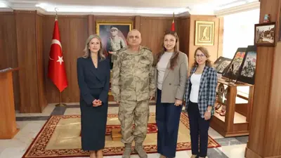 Kars Kızılay Şubesi’nden İl Jandarma Komutanı Coşkun’a hayırlı olsun ziyareti