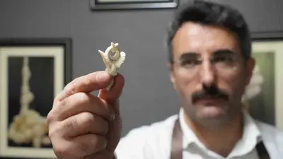 Sanatını dişte, taşta ve ahşapta yaşatıyor