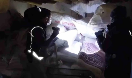 Ağrı&rsquo;da 29 kilo uyuşturucu ele ge&ccedil;irildi
