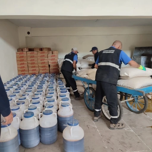 Ağrı’da bayram denetiminde 8 ton pestil ele geçirildi
