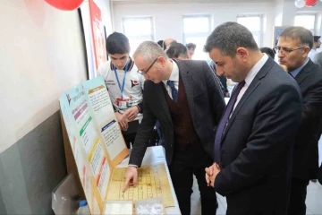 Ağrı’da bilim fuarı heyecanı
