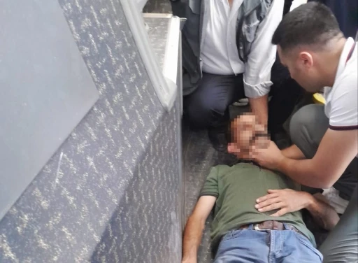 Ağrı’da epilepsi nöbeti geçiren yolcu halk otobüsüyle hastaneye ulaştırıldı
