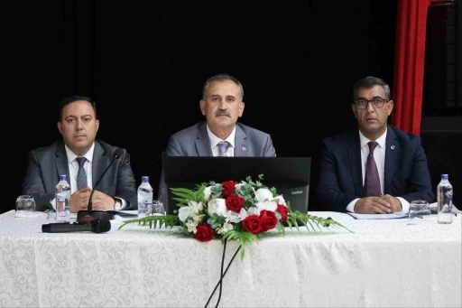 Ağrı&rsquo;da kamu yatırımları ve DSİ &ccedil;alışmaları değerlendirildi
