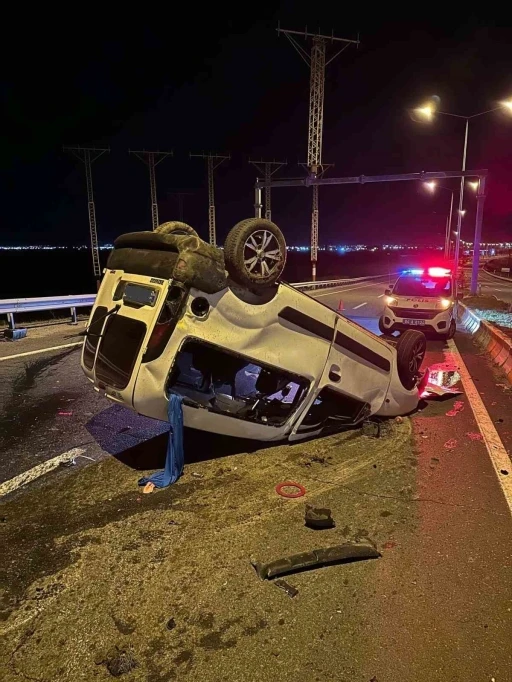 Ağrı’da Trafik Kazası: Kamyonet devrildi, 2 yaralı

