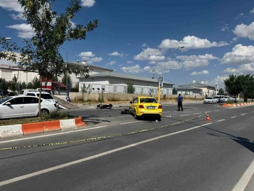 Ağrı’da trafik kazası: Karı koca hayatını kaybetti
