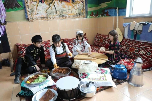 Ağrı&rsquo;da Tutum, Yatırım ve T&uuml;rk Malları Haftası etkinliği d&uuml;zenlendi
