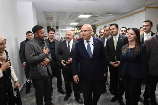 Ağrı Eğitim ve Araştırma Hastanesi’ne ikinci MR cihazı kazandırıldı
