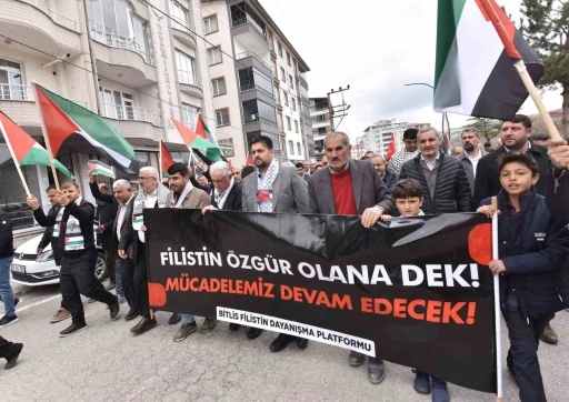 Ahlat’ta Gazze’ye destek yürüyüşü düzenlendi
