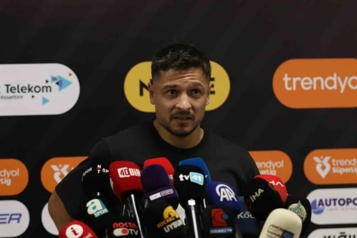 Ahmet Oğuz: &quot;Taraftar sayesinde kazandık&quot;
