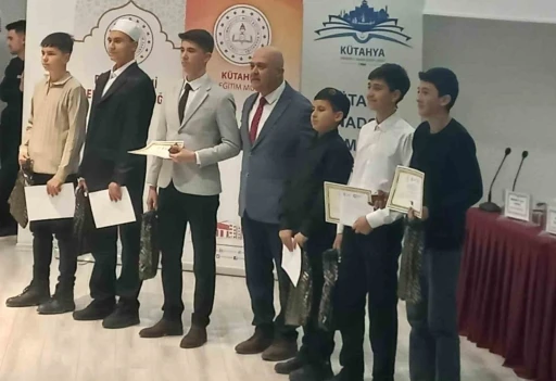 Ahteri İmam Hatip Ortaokulu &ouml;ğrencileri başarıya doymuyor
