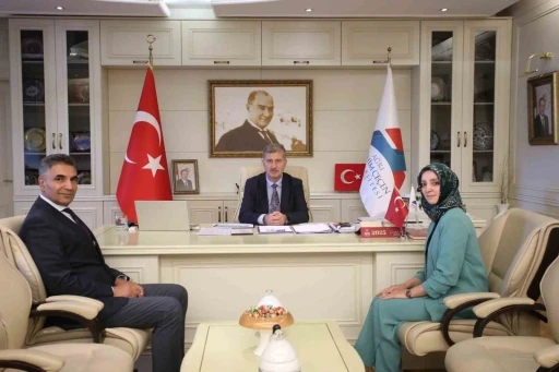 AİÇÜ’de kadın akademisyene anlamlı görev:
