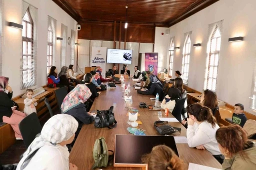 Aile Akademisi G&uuml;z D&ouml;nemi Eğitim Programı tamamlandı
