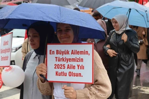 Aile Haftası’nda kortej yürüyüşü düzenlendi
