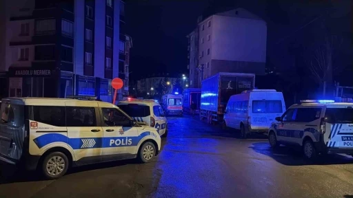 Aile i&ccedil;indeki kavgada baba ve oğlu &ouml;ld&uuml;, babaanne yaralandı
