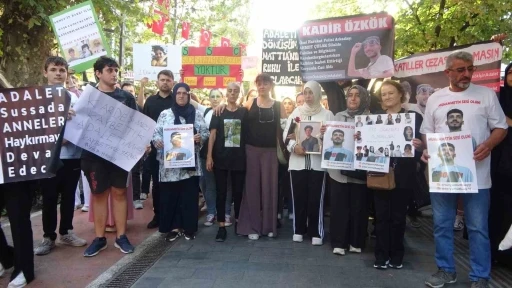 Aileler, kaybettikleri evlatları için yürüdüler: &quot;Mücadeleye devam edeceğiz&quot;

