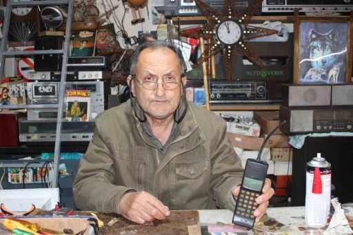 Ajan filmlerinin uydu telefonu Aydın&rsquo;da yeniden &ccedil;alıştı
