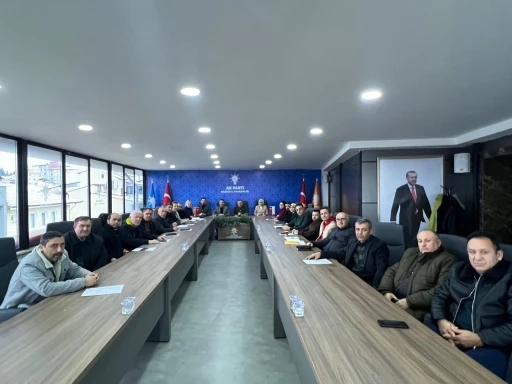 AK Parti Bilecik&rsquo;te kış d&ouml;nemi &ccedil;alışmaları değerlendirildi
