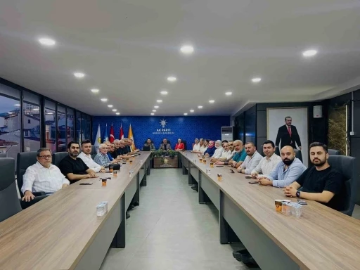 AK Parti&rsquo;de yol haritası belirlendi
