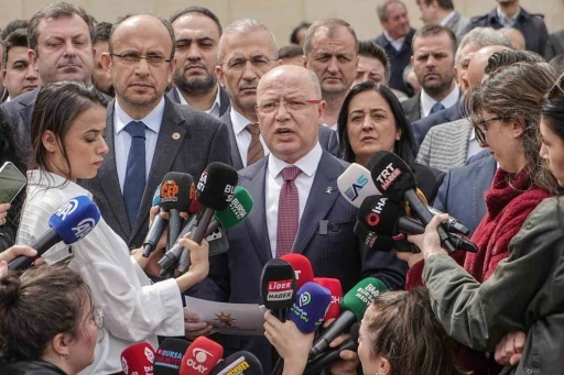 Ak Parti’den Bursa Büyükşehir Belediye Başkanı Mustafa Bozbey hakkında suç duyurusu
