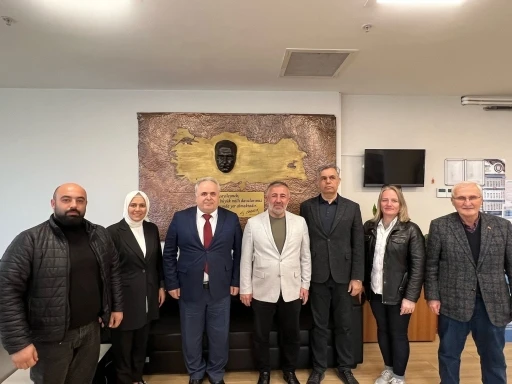 AK Parti’den kurumsal ziyaretler
