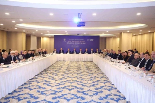 AK Parti’den yerel yönetim hamlesi: Geleceğin belediyeleri için reform süreci hız kazandı
